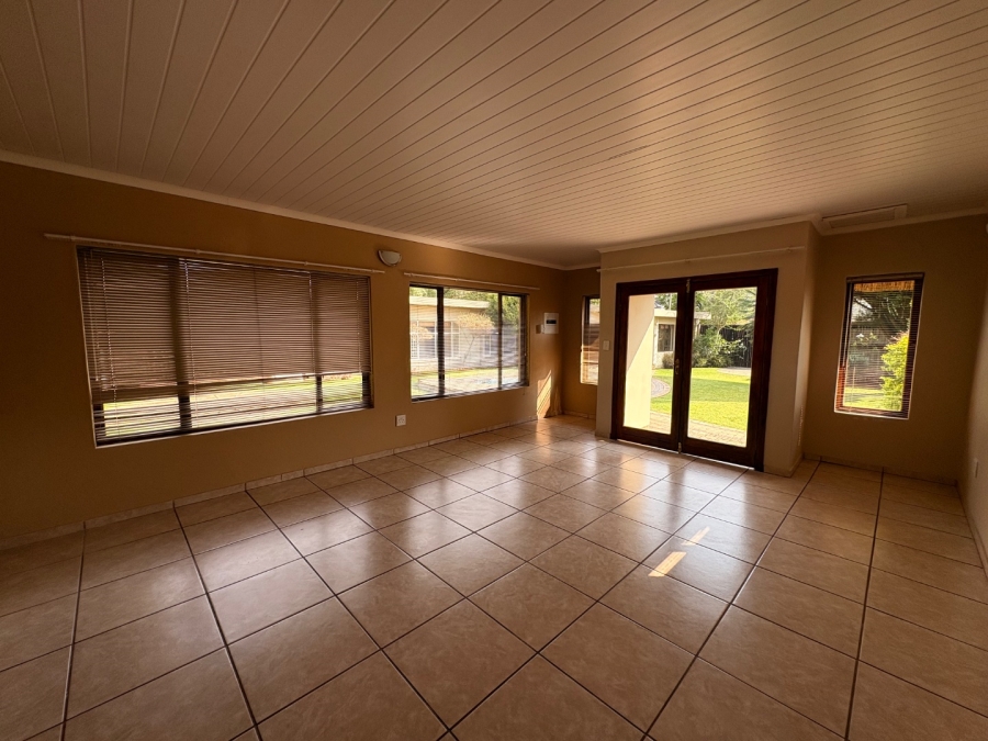 4 Bedroom Property for Sale in Neserhof North West
